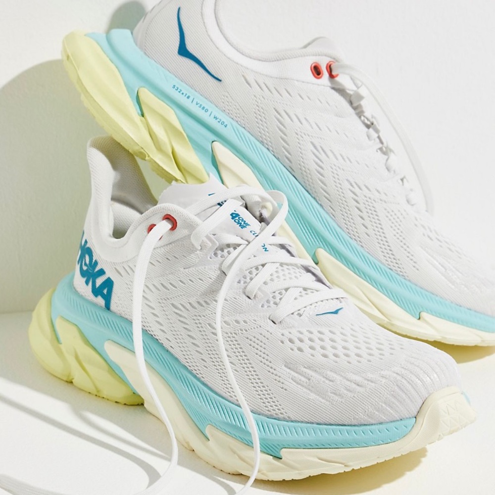 ISO!! Hoka Kawana sneakers size 9